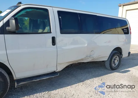 2020 Chevrolet Express Passenger Rwd 3500 Extended Wheelbase Lt z USA, uszkodzony, nr VIN 1GAZGPFG5L1173214
